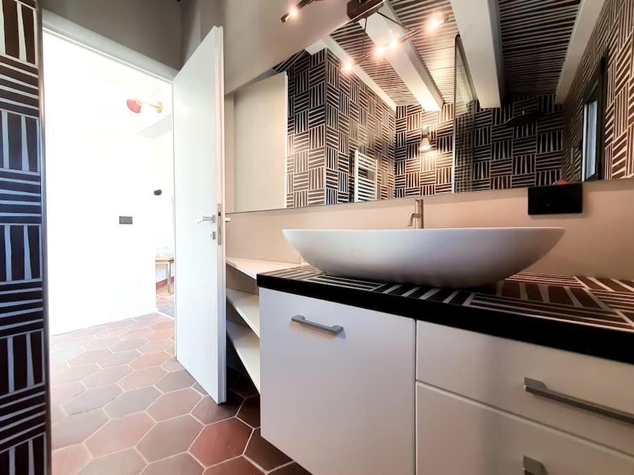 Boutique Penthouse With Terrace, Spanish Steps Рим Екстериор снимка