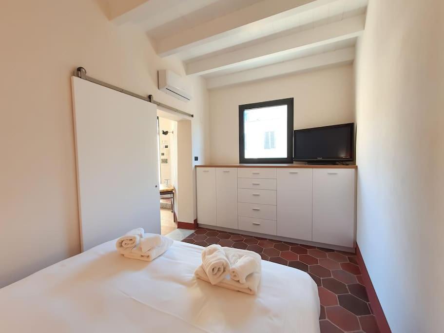 Boutique Penthouse With Terrace, Spanish Steps Рим Екстериор снимка