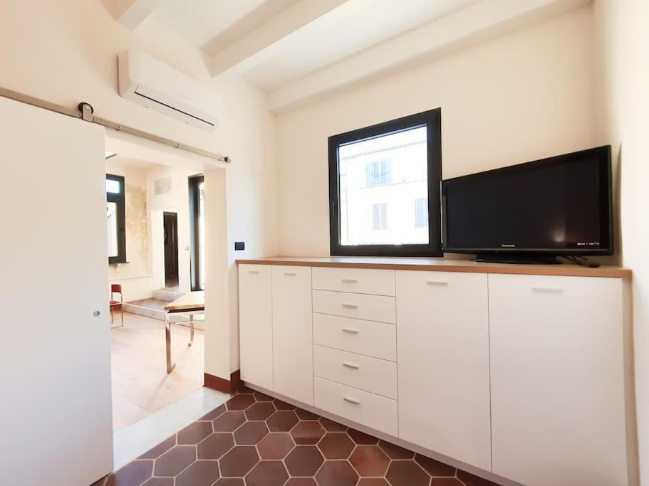 Boutique Penthouse With Terrace, Spanish Steps Рим Екстериор снимка