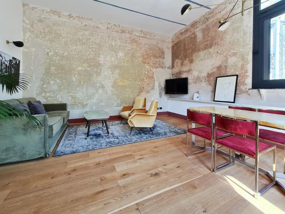 Boutique Penthouse With Terrace, Spanish Steps Рим Екстериор снимка